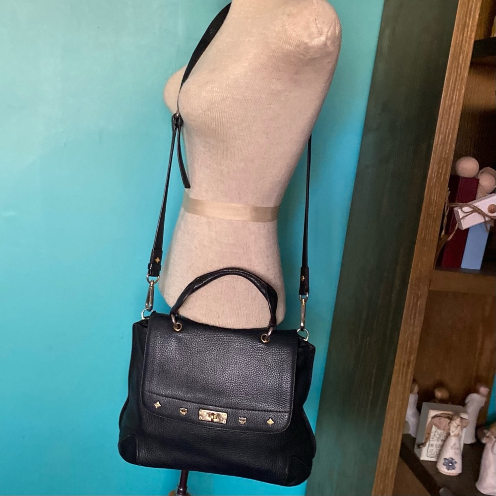 Black Leather Top-Handle Crossbody Bag - Unbranded
